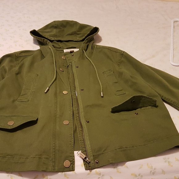 Jacket - Picture 3 of 4